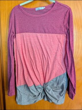 Selby Colorblock Long-Sleeve Knot Front Top - Rose & Gray